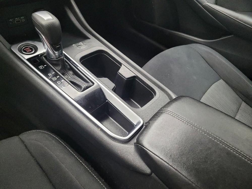 Used 2022 Nissan Sentra SV image 26