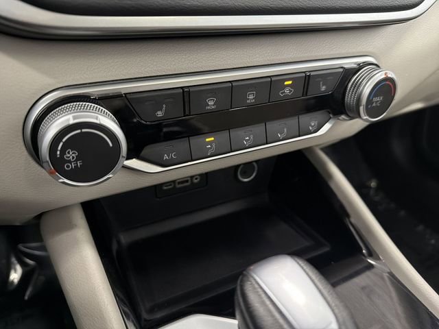 Used 2022 Nissan Altima 2.5 SV w/ SV Premium Package image 28