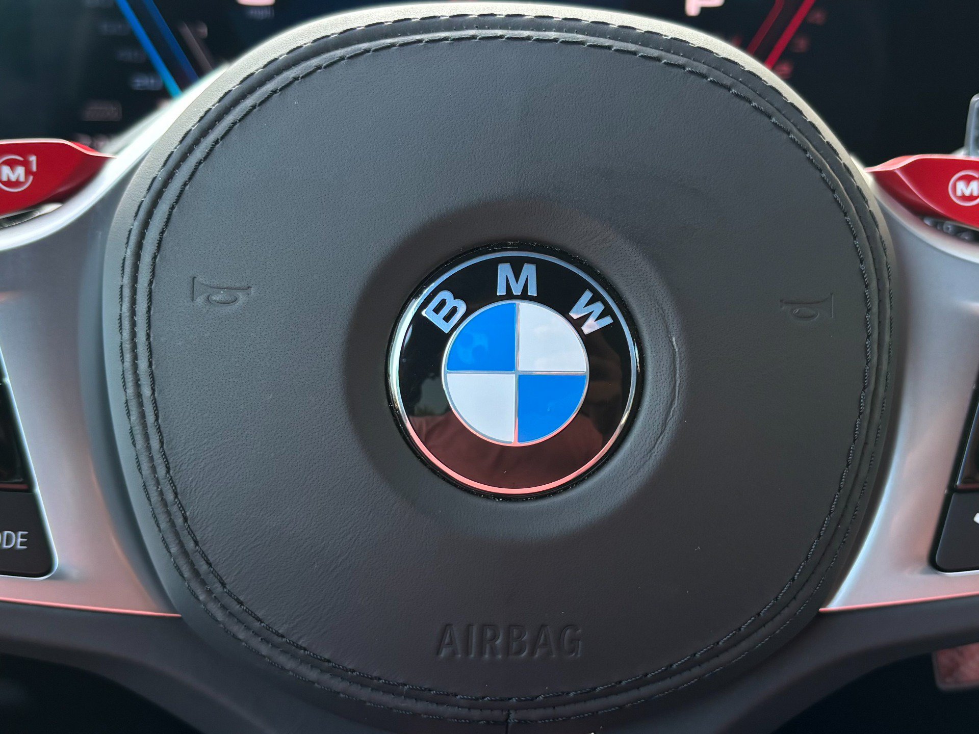 Used 2025 BMW X6 M Competition w/ Executive Package AWD/4WD image 40