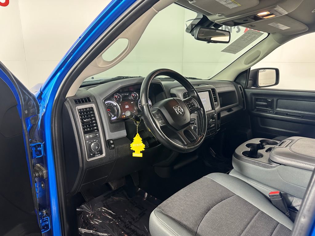 Used 2020 RAM 1500 Express w/ Wheel & Sound Group AWD/4WD image 15