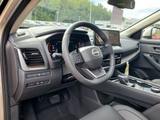New 2026 Nissan Rogue Platinum image 10