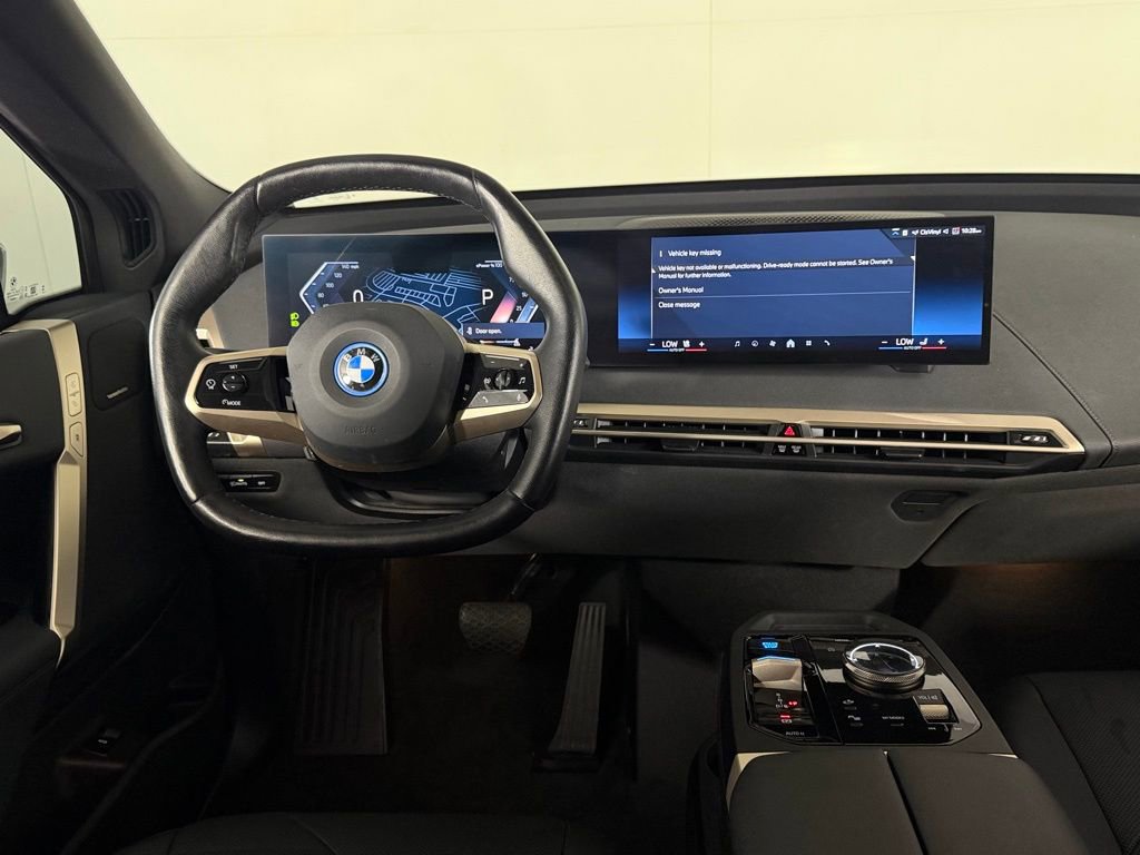 Used 2024 BMW iX xDrive50 w/ Premium Package image 15