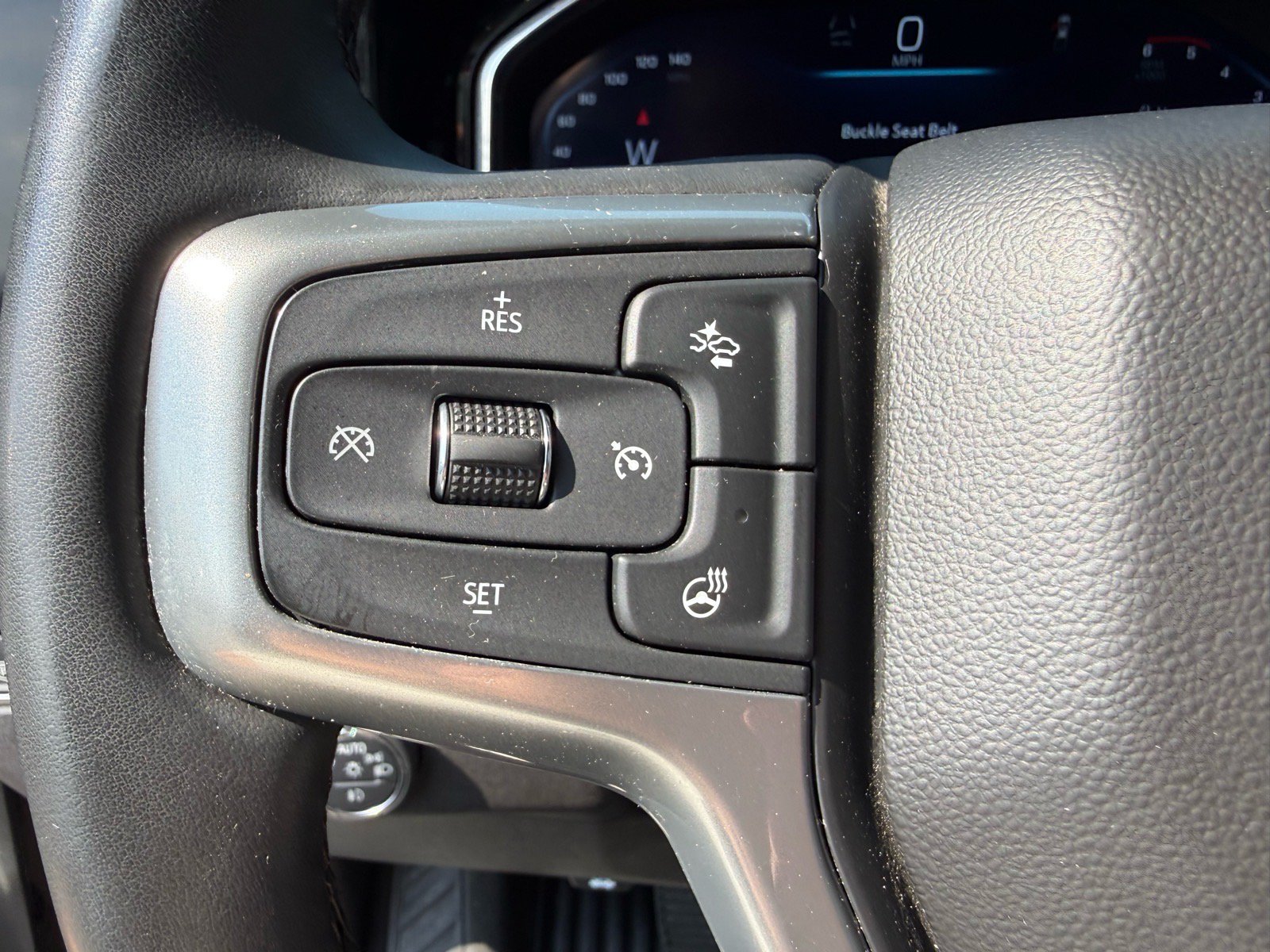 Used 2025 Chevrolet Silverado 2500 LTZ w/ LTZ Premium Package AWD/4WD image 22