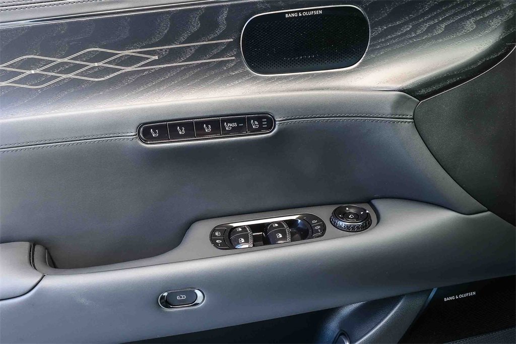 New 2026 Genesis G90 3.5T Prestige image 21