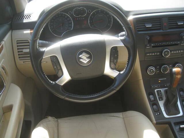 Used 2009 Suzuki XL7 Luxury AWD/4WD image 15