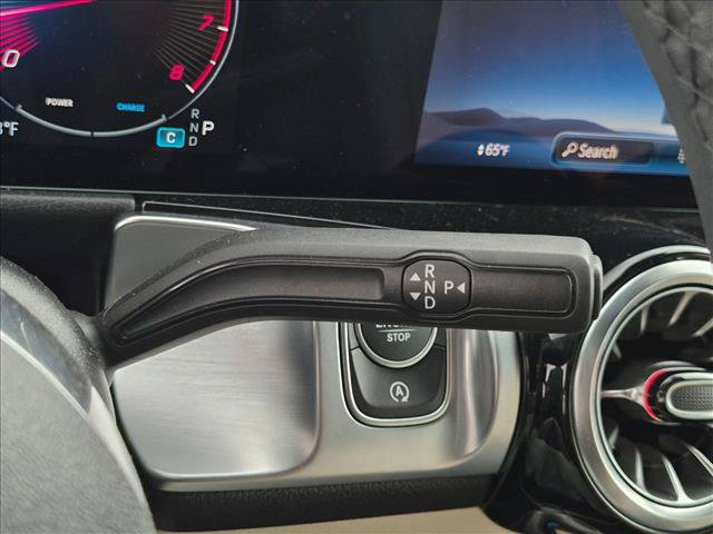 Used 2026 Mercedes-Benz GLB 250 4MATIC image 11