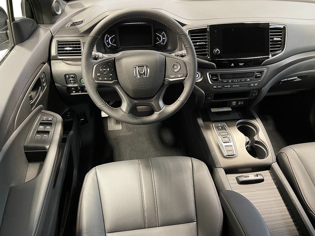 Used 2023 Honda Passport TrailSport image 24