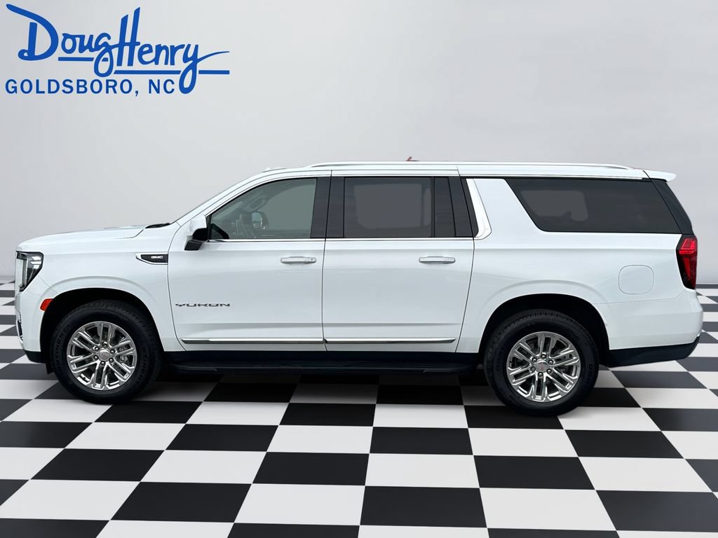 Used 2023 GMC Yukon XL SLT w/ Max Trailering Package AWD/4WD image 2