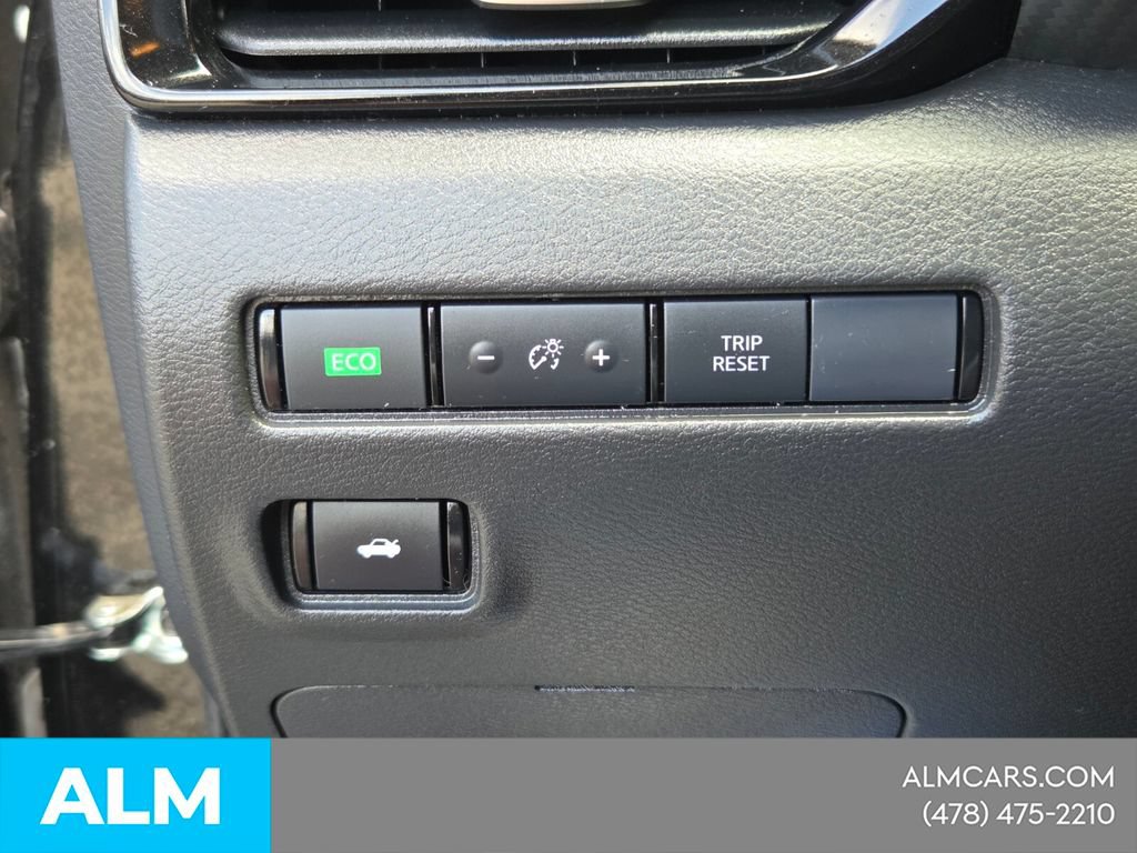 Used 2024 Nissan Sentra SV FWD image 26