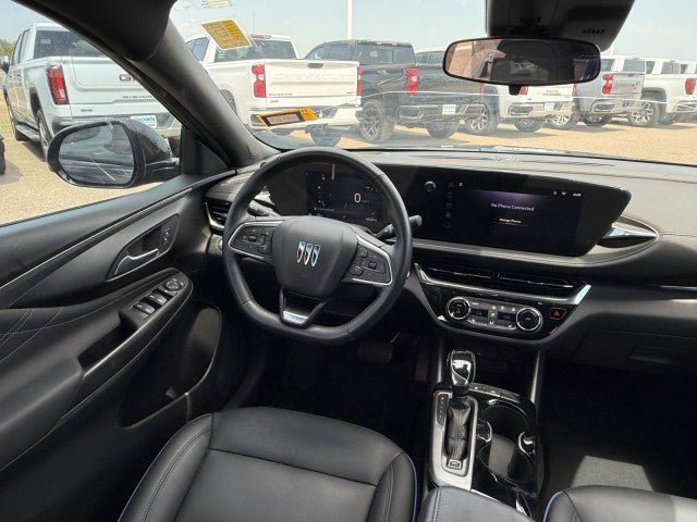 Used 2024 Buick Envista Sport Touring w/ Convenience I Package FWD image 31