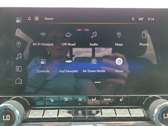 Used 2024 Chevrolet Colorado ZR2 w/ Safety Package AWD/4WD image 19