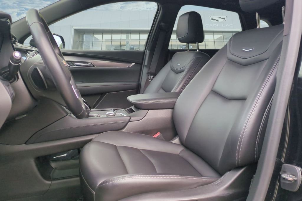 Certified 2023 Cadillac XT5 Luxury image 14