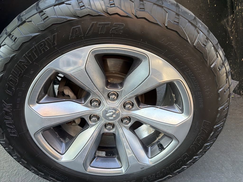 Used 2022 RAM 1500 Limited w/ Body Color Bumper Group AWD/4WD image 29