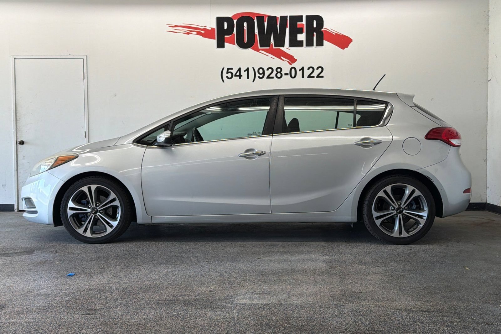 Used 2016 Kia Forte EX FWD image 6