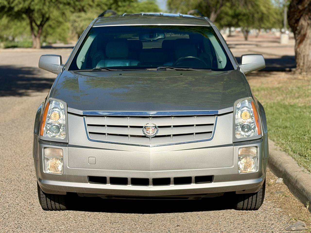 Used 2007 Cadillac SRX w/ Utility Package RWD image 8