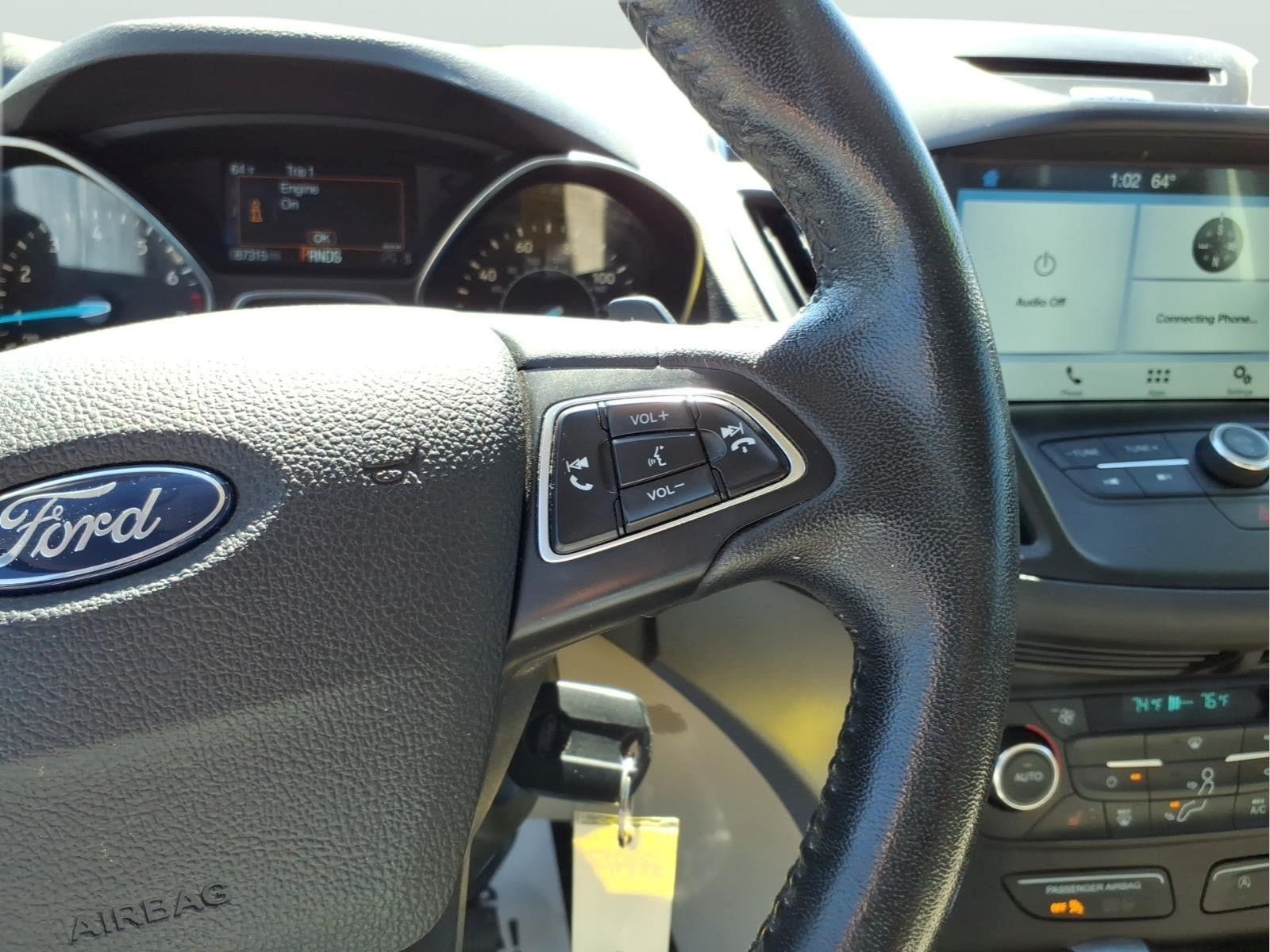 Used 2017 Ford Escape SE w/ SE Leather Comfort Package FWD image 16