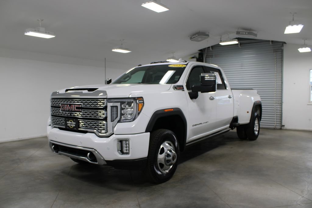 Used 2023 GMC Sierra 3500 Denali w/ Denali Ultimate Package image 4