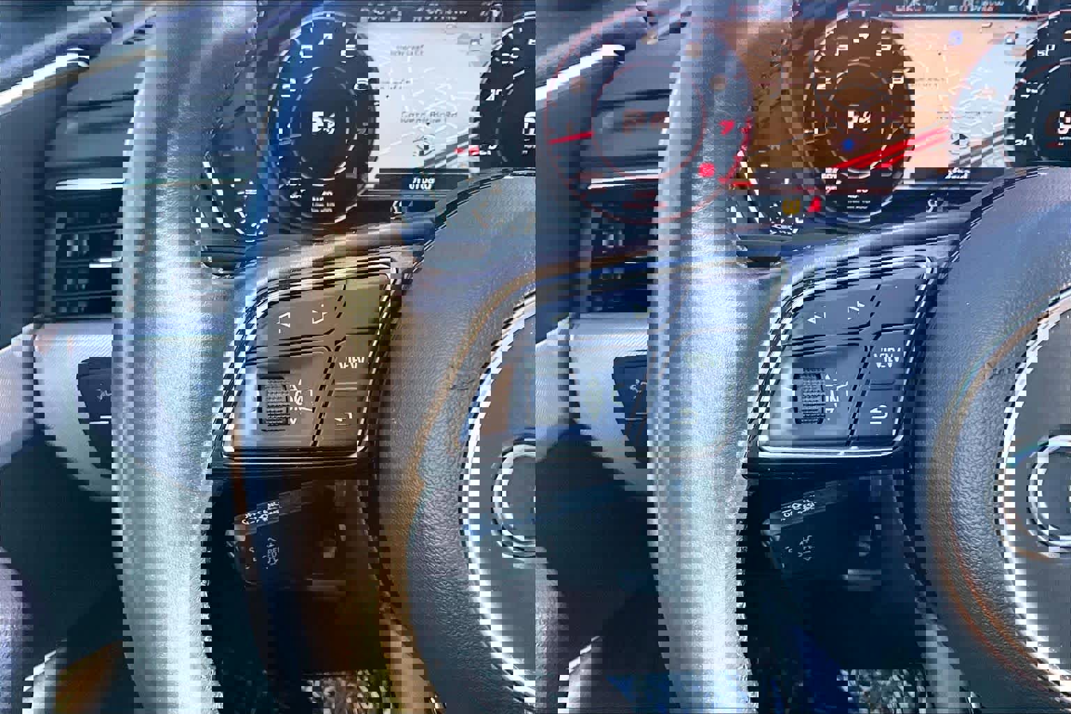 Used 2018 Audi A4 2.0T Premium image 23