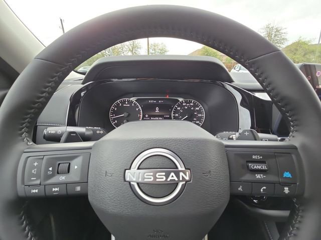 New 2026 Nissan Pathfinder SV image 25