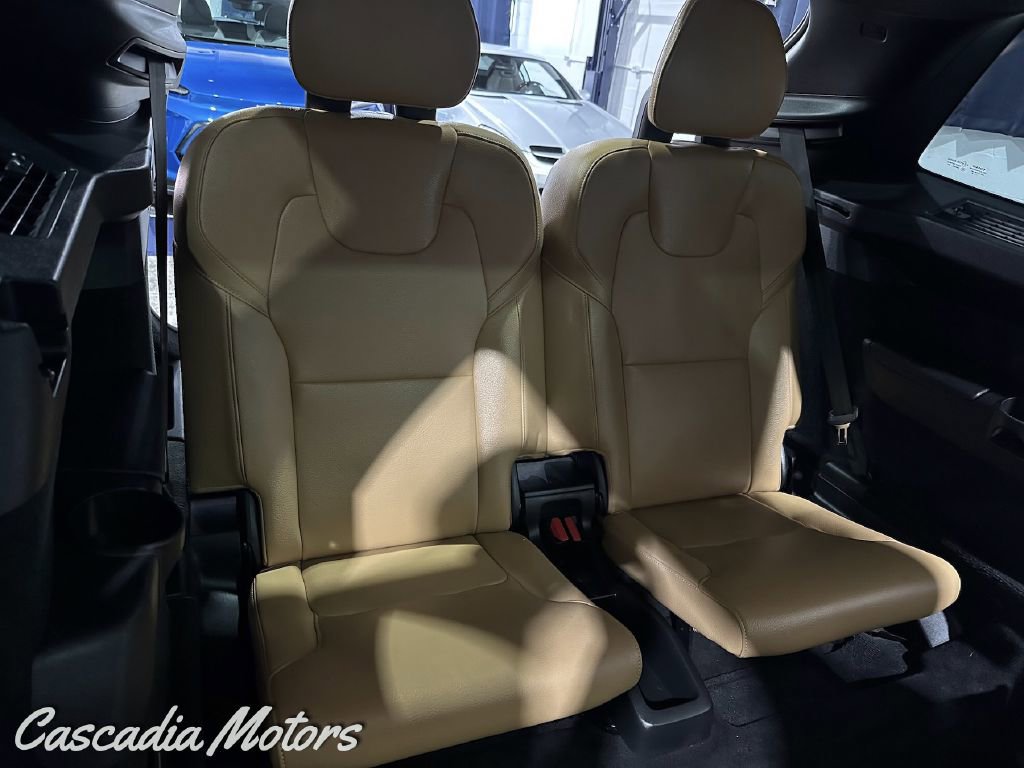 Used 2019 Volvo XC90 T6 Momentum image 13