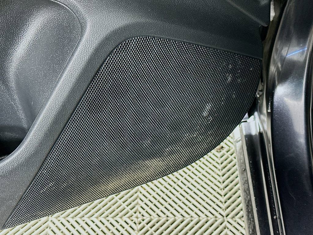 Used 2019 Subaru Crosstrek 2.0i Premium w/ Eyesight System image 25