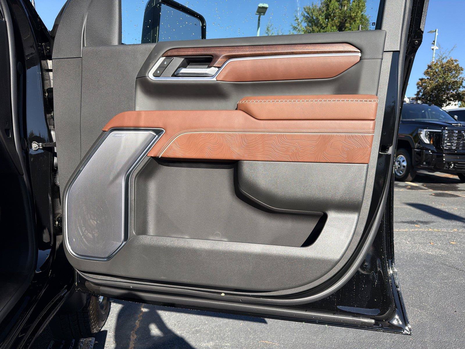 New 2026 GMC Sierra 3500 Denali Ultimate AWD/4WD image 12