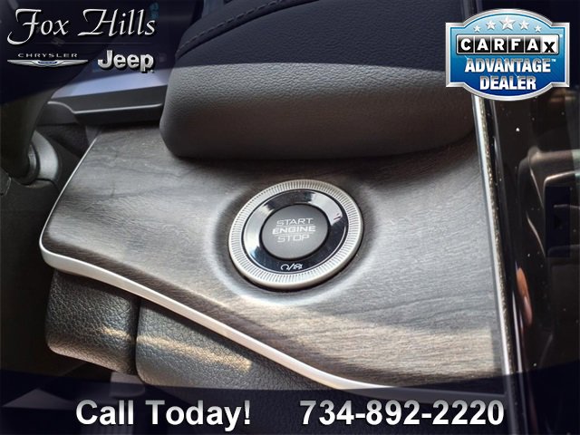 Used 2022 Jeep Grand Cherokee Limited 4xe image 25