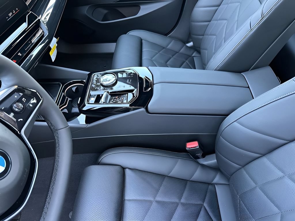 New 2026 BMW 530i w/ Premium Package RWD image 25