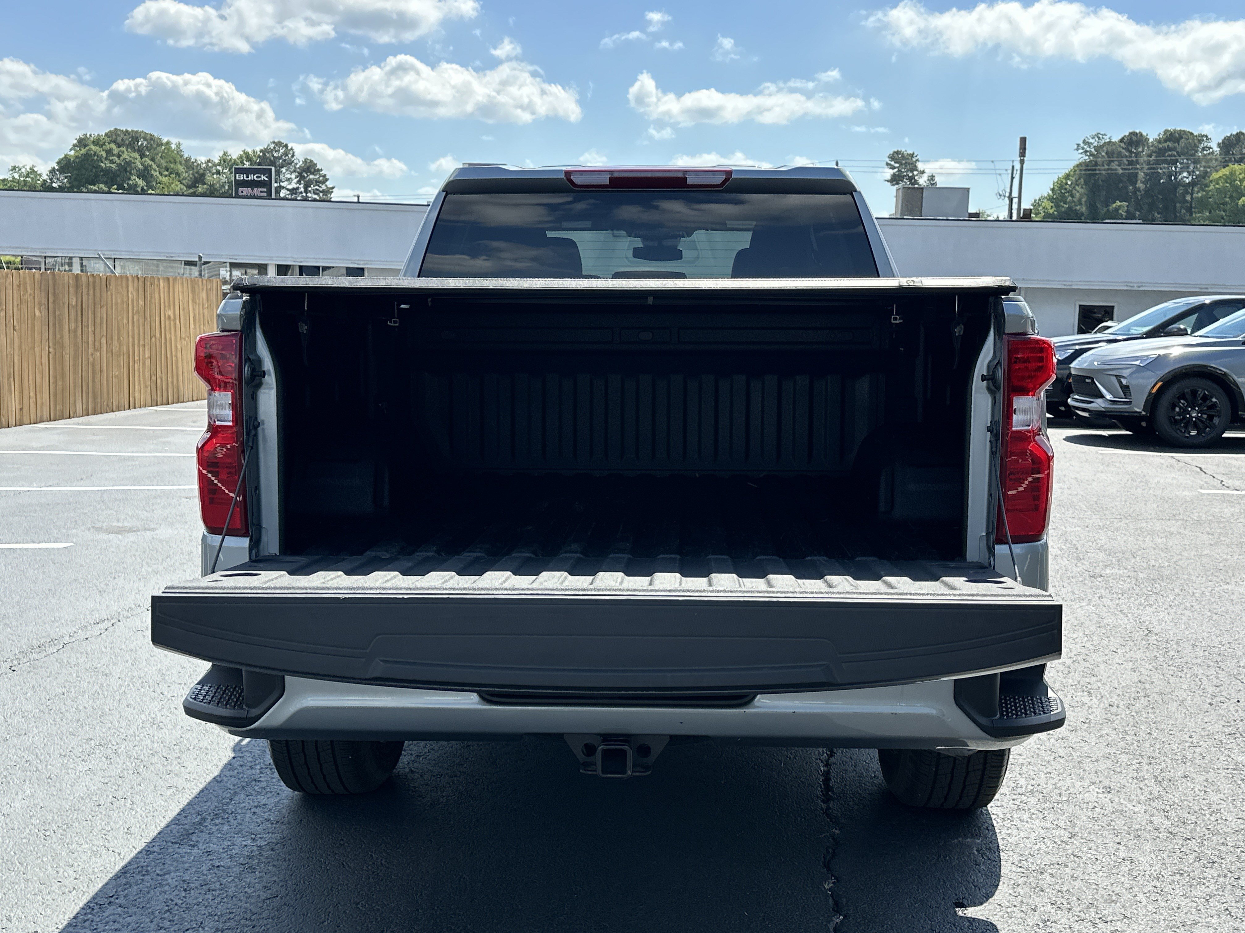 Used 2025 Chevrolet Silverado 1500 Custom w/ LPO, Dark Essentials Package AWD/4WD image 14