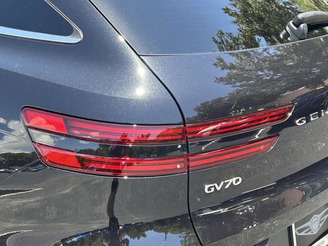 New 2026 Genesis GV70 2.5T Advanced w/ G1 Accessory Package AWD/4WD image 14