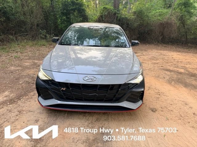 Used 2022 Hyundai Elantra N w/ Preferred Accessory Package FWD image 2