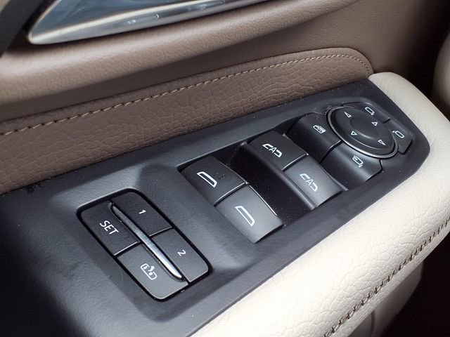 Used 2021 GMC Yukon Denali w/ Denali Premium Package image 26