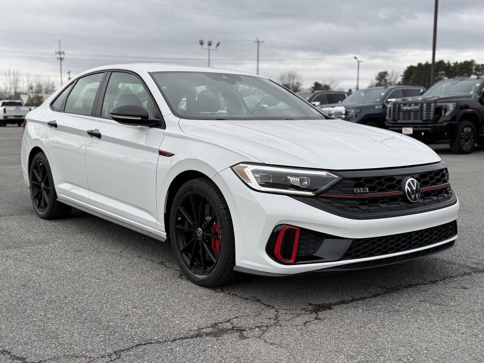 Used 2024 Volkswagen Jetta GLI 40th Anniversary Edition image 3