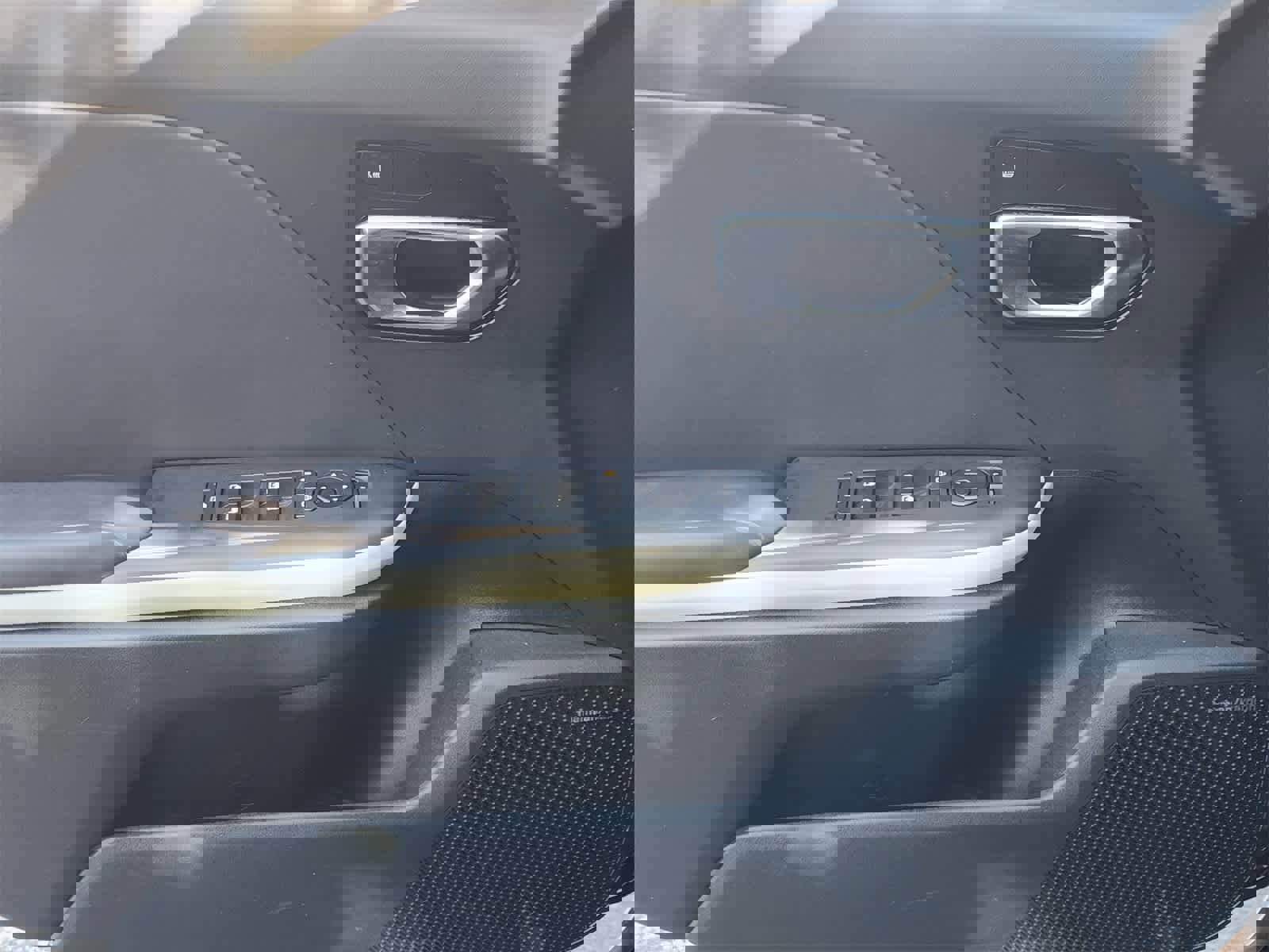 Certified 2025 Kia K4 GT-Line Turbo image 23