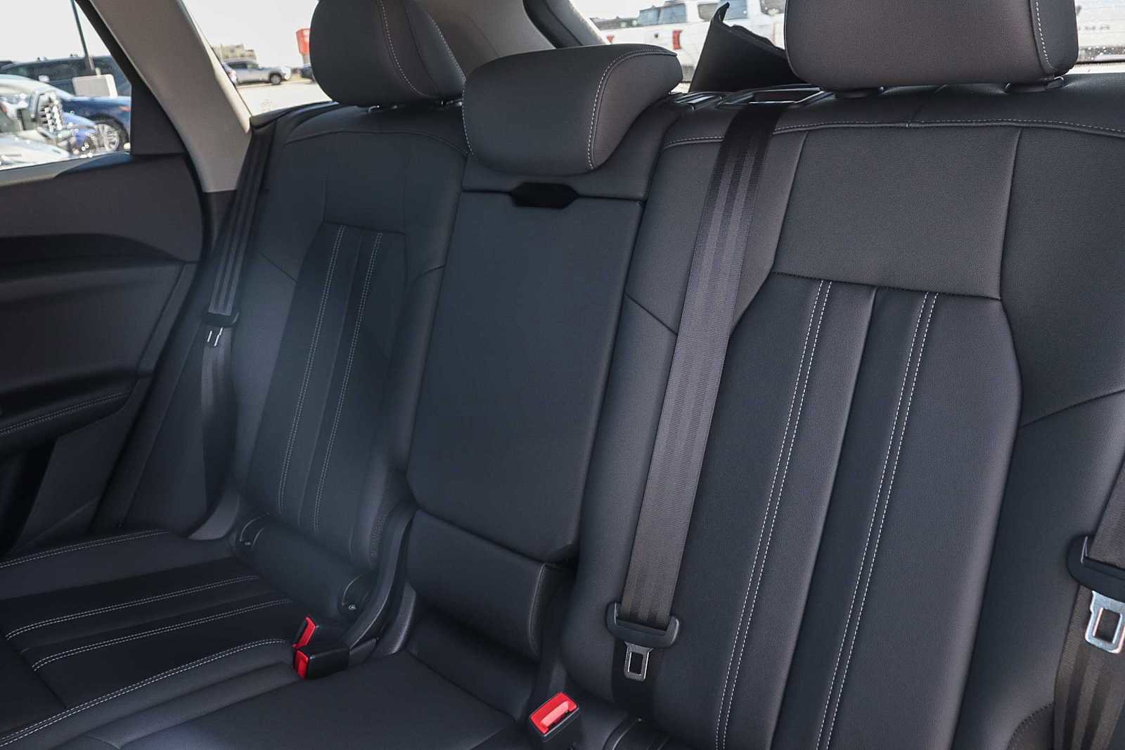 New 2025 Audi Q5 Premium image 24