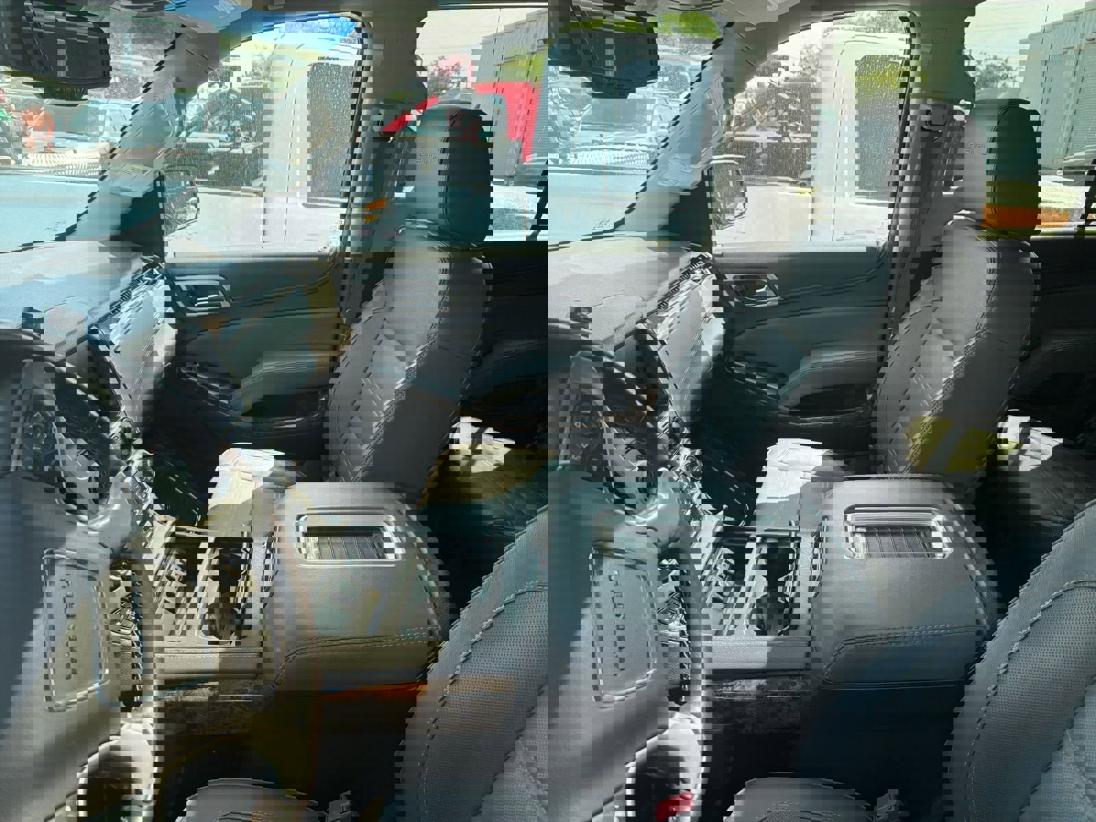 Used 2016 GMC Yukon Denali w/ Open Road Package image 5