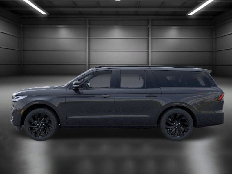 New 2026 Lincoln Navigator L Reserve AWD/4WD image 4