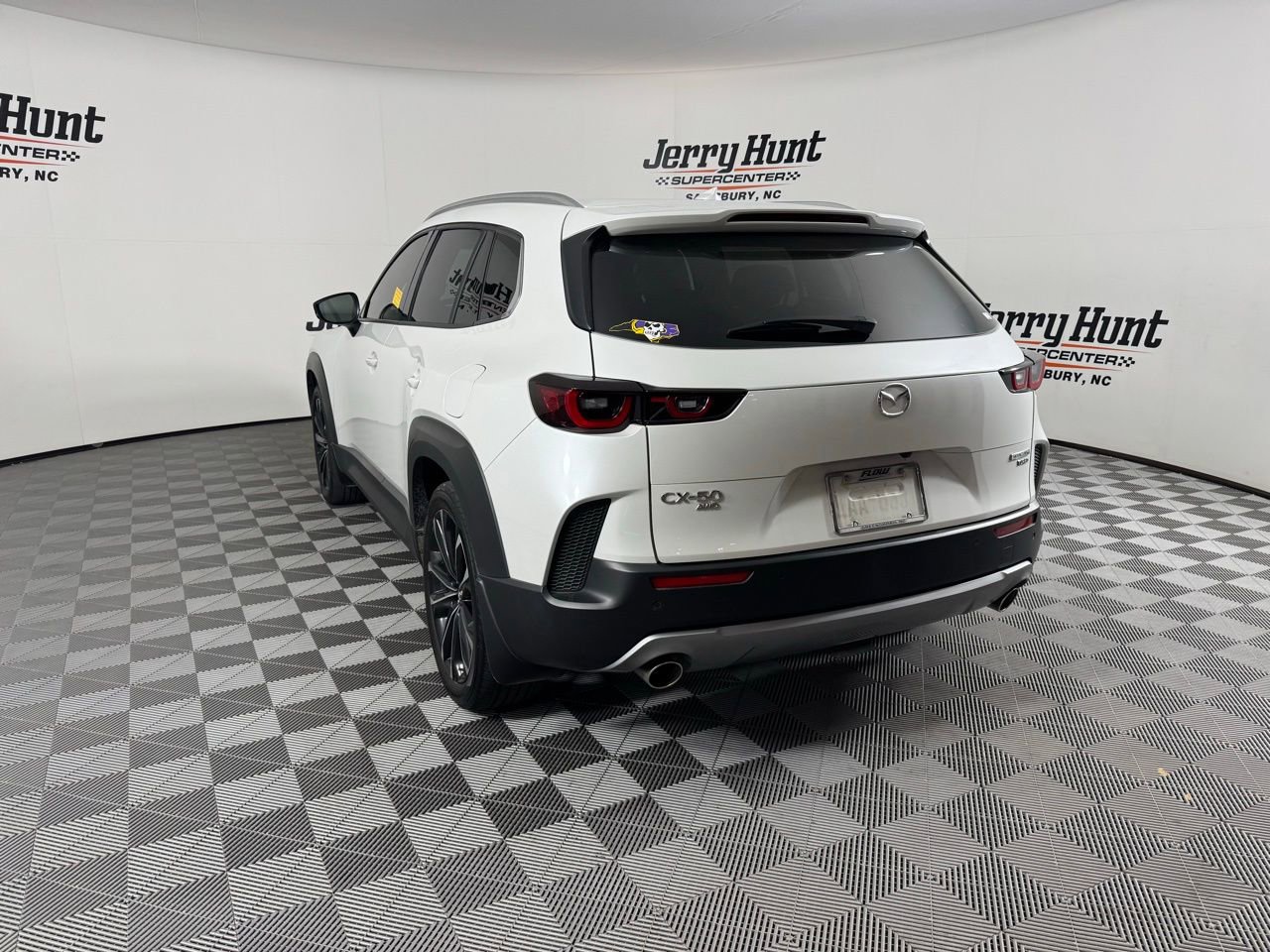 Used 2024 MAZDA CX-50 2.5 Turbo w/ Cargo Package image 11