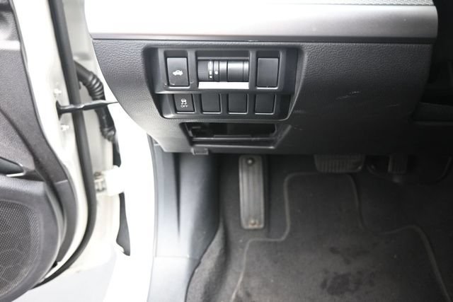 Used 2016 Subaru Legacy 2.5i Premium w/ Popular Package #1 AWD/4WD image 16