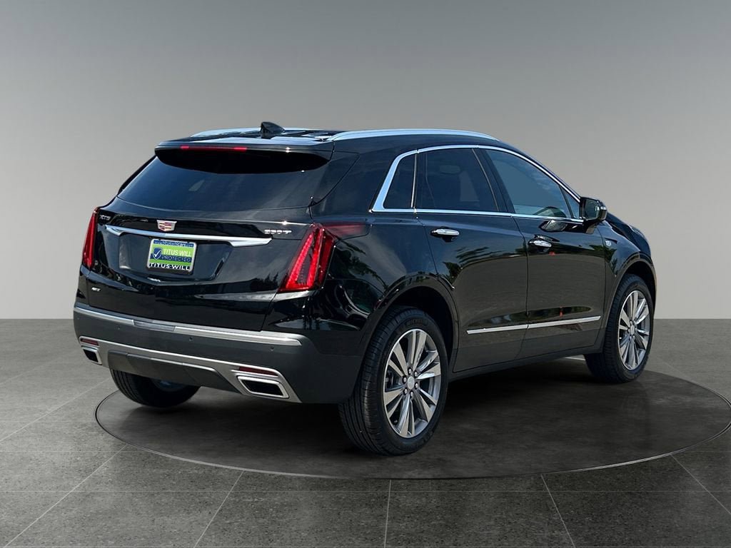 Certified 2025 Cadillac XT5 Premium Luxury AWD/4WD image 10