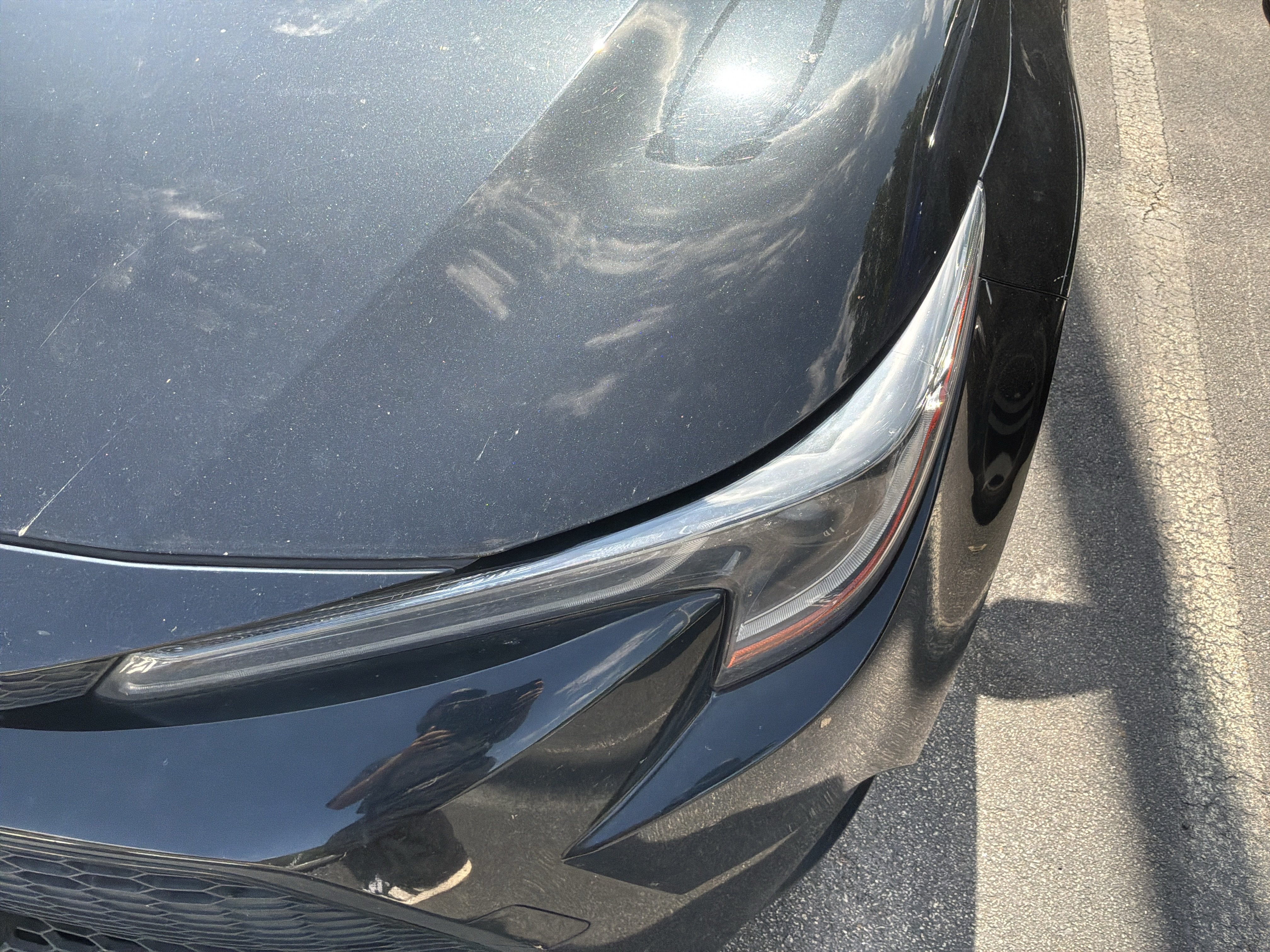 Used 2020 Toyota Corolla LE FWD image 12
