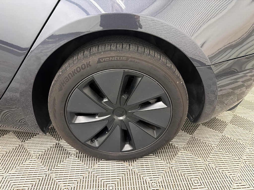 Used 2024 Tesla Model 3 Long Range RWD image 19
