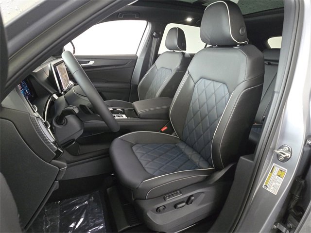 New 2025 Volkswagen Atlas Cross Sport SEL Premium R-Line image 5