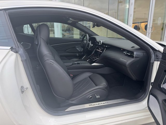 Used 2024 Maserati GranTurismo Modena image 9