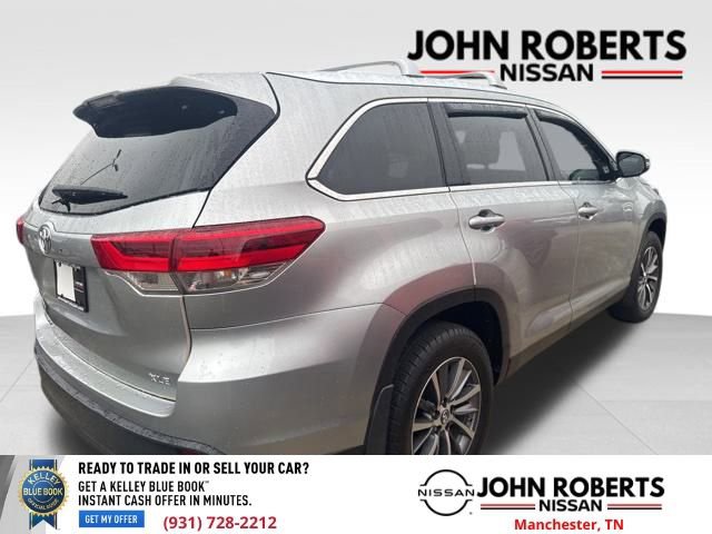 Used 2019 Toyota Highlander XLE image 6