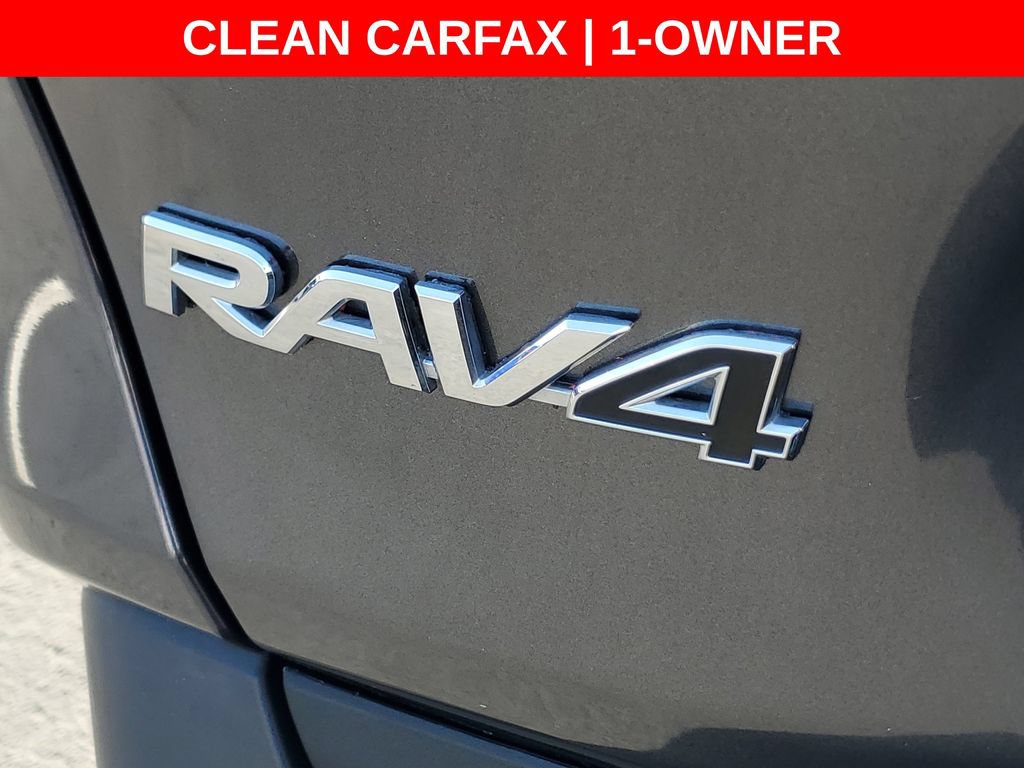 Used 2022 Toyota RAV4 LE FWD image 10