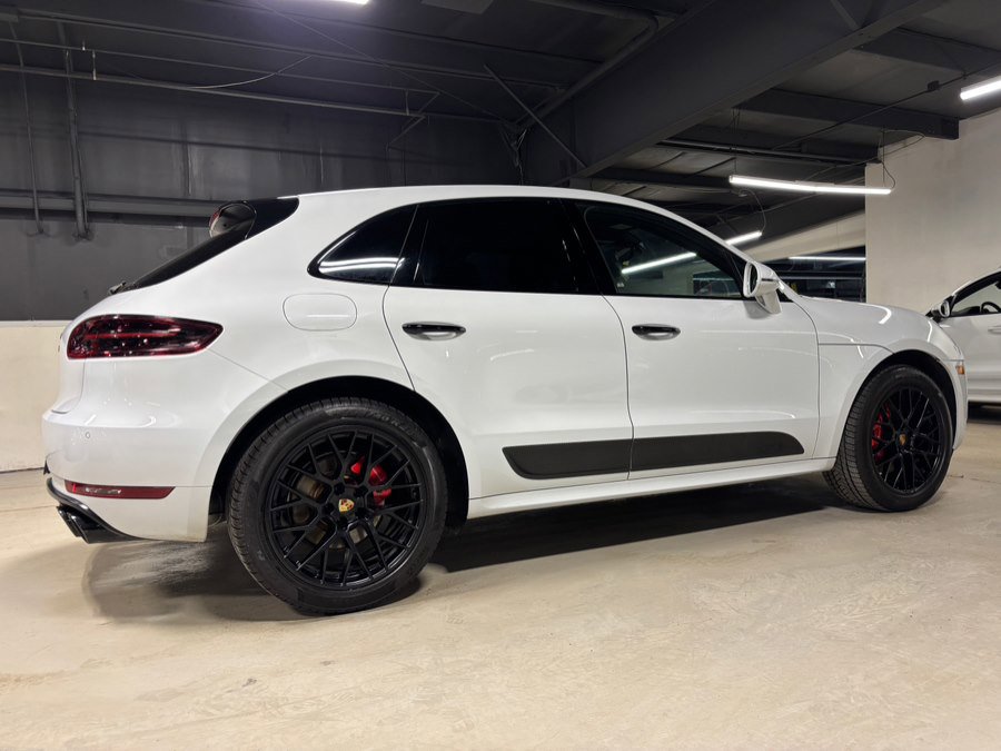 Used 2018 Porsche Macan GTS w/ Premium Package Plus image 3