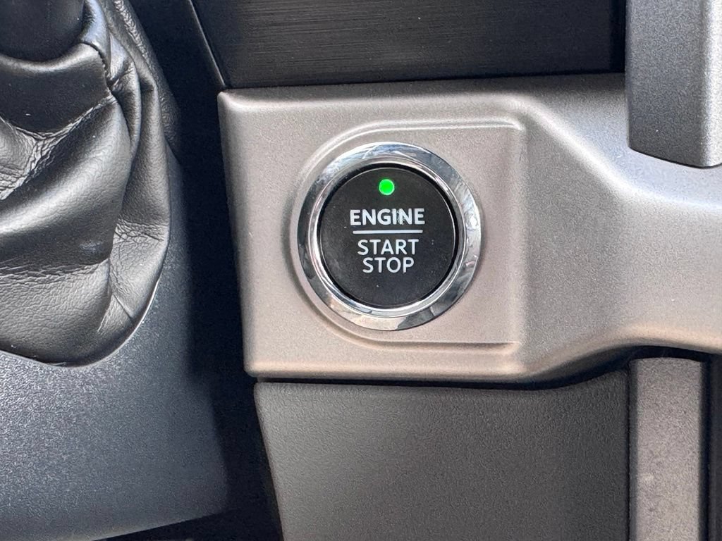 Used 2021 Ford F150 XLT w/ Equipment Group 302A High AWD/4WD image 8
