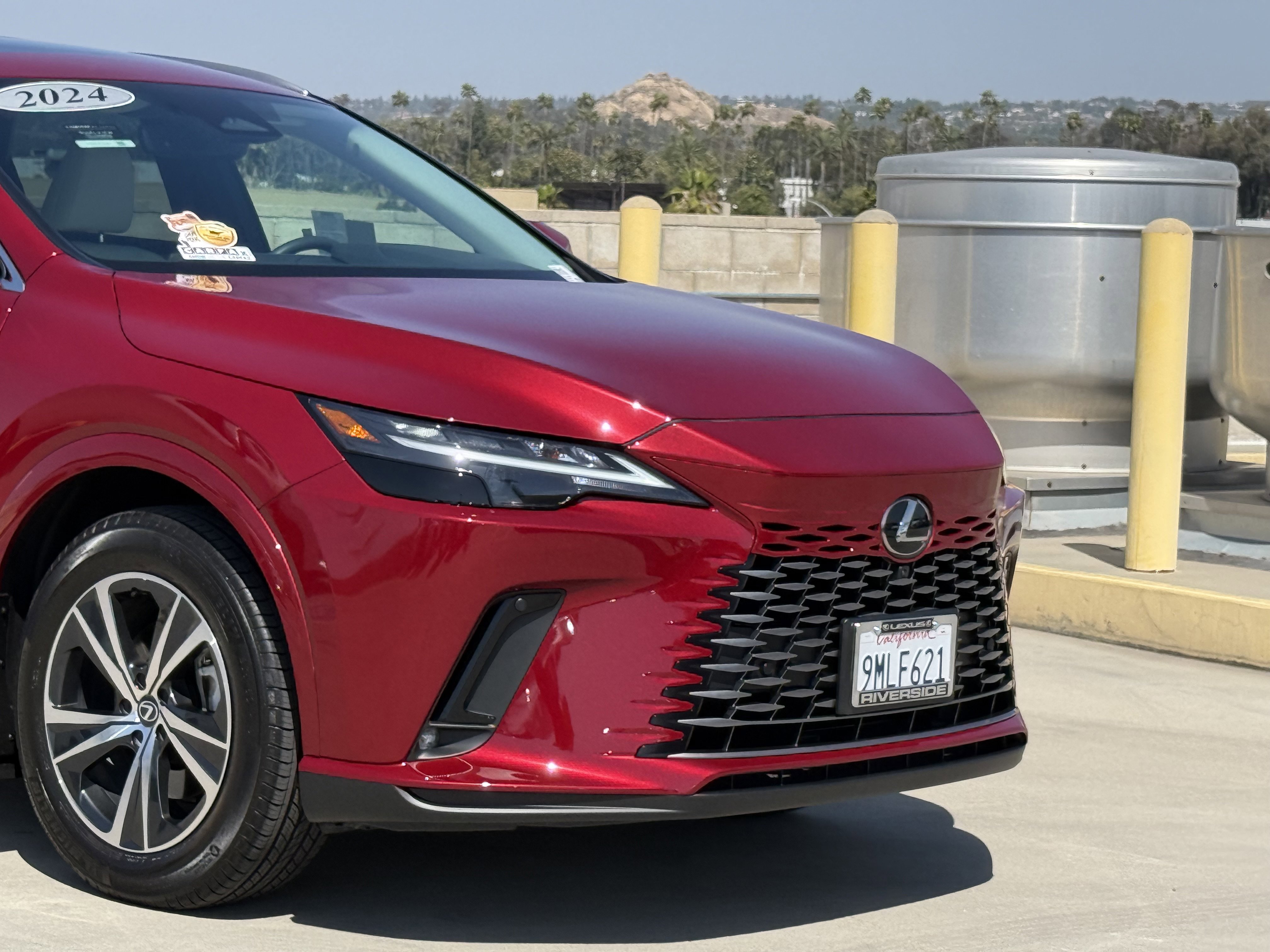 Used 2024 Lexus RX 350 Premium w/ Convenience Package FWD image 3