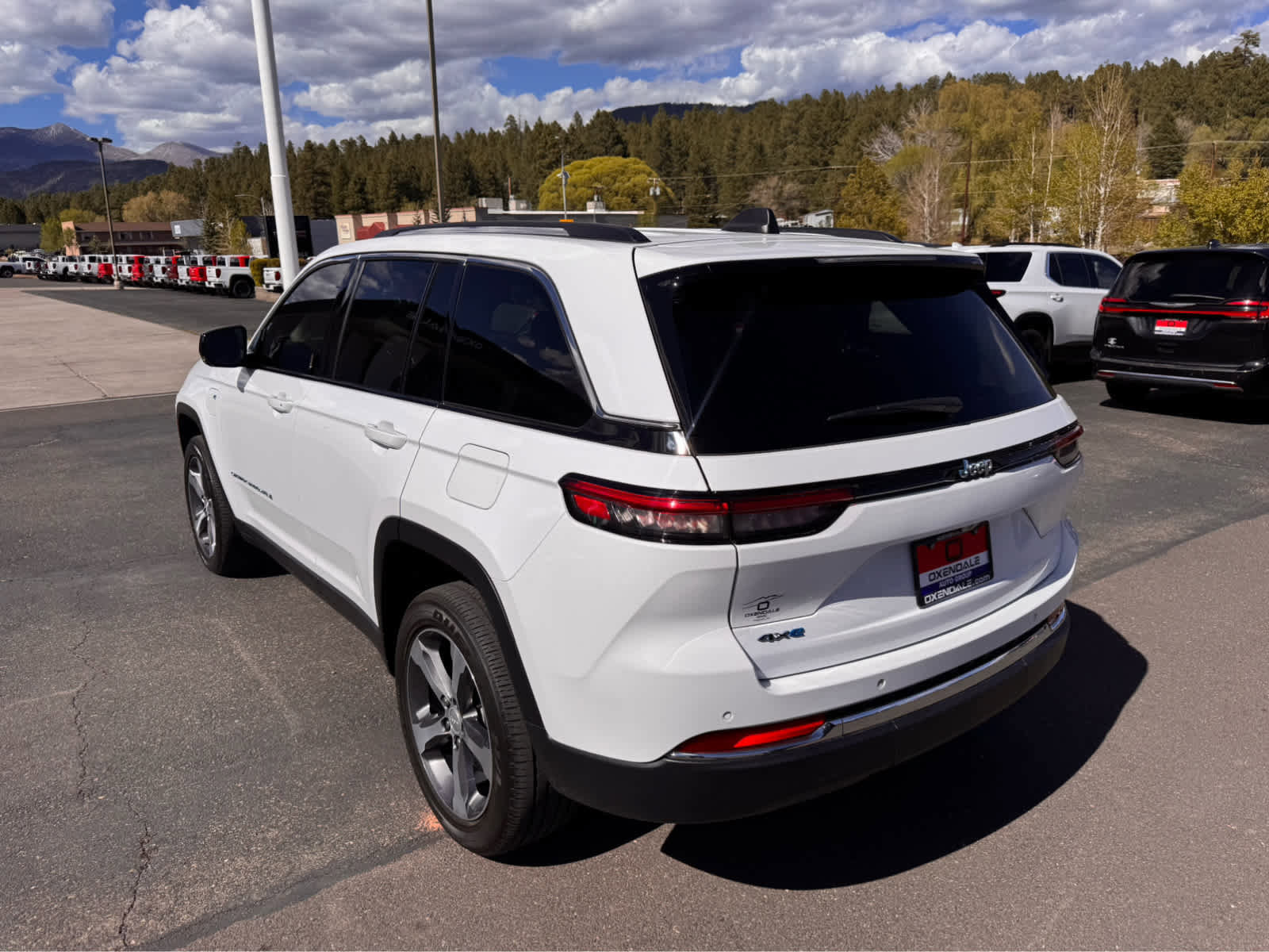 Used 2022 Jeep Grand Cherokee Limited 4xe AWD/4WD image 3